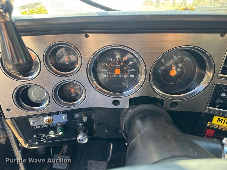 image for item NA9879 1983 GMC Sierra Classic 3500 brush fire truck