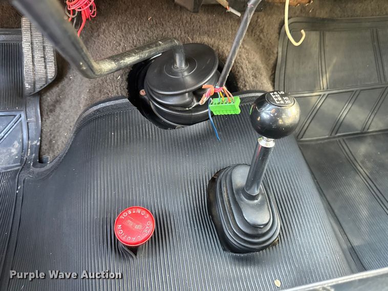 image for item NA9879 1983 GMC Sierra Classic 3500 brush fire truck