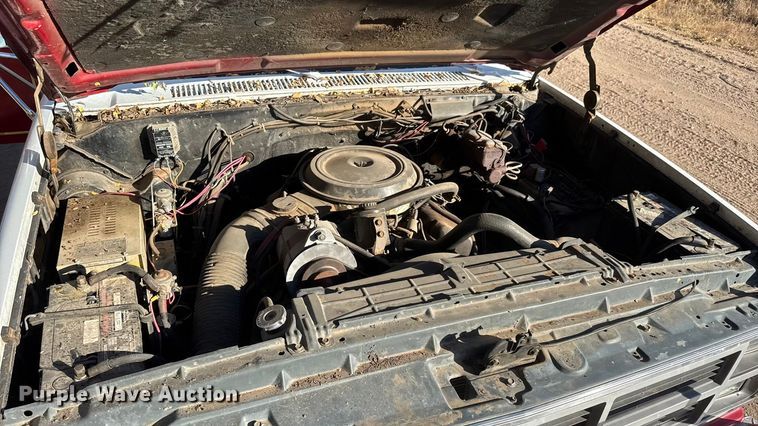 image for item NA9879 1983 GMC Sierra Classic 3500 brush fire truck