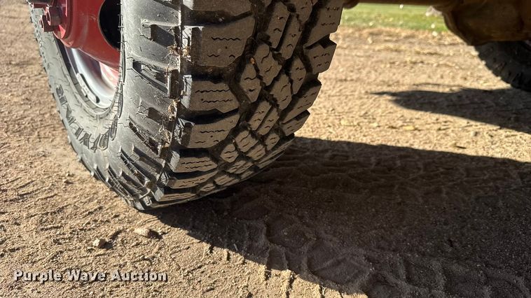 image for item NA9879 1983 GMC Sierra Classic 3500 brush fire truck