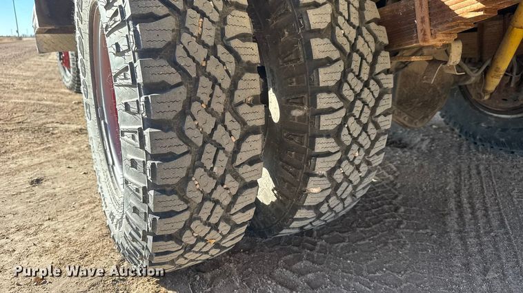 image for item NA9879 1983 GMC Sierra Classic 3500 brush fire truck