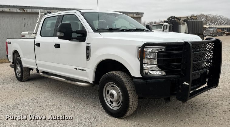 image for item NA9952 2020 Ford F250 Super Duty XL Crew Cab pickup truck