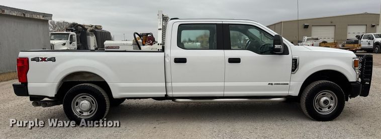 image for item NA9952 2020 Ford F250 Super Duty XL Crew Cab pickup truck
