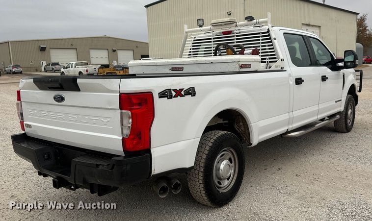 image for item NA9952 2020 Ford F250 Super Duty XL Crew Cab pickup truck