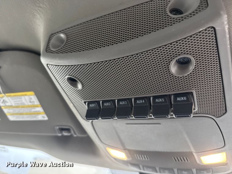 image for item NA9952 2020 Ford F250 Super Duty XL Crew Cab pickup truck