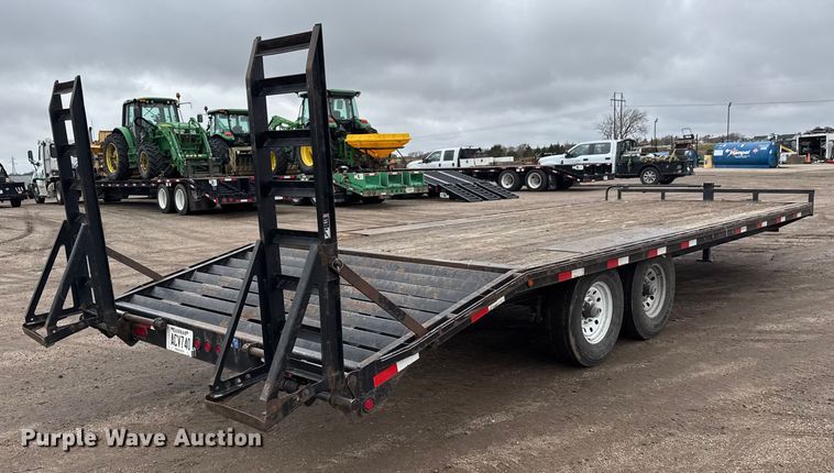 image for item NA9959 2016 Lamar equipment trailer