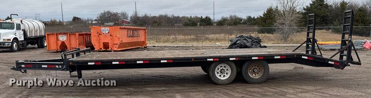 image for item NA9959 2016 Lamar equipment trailer