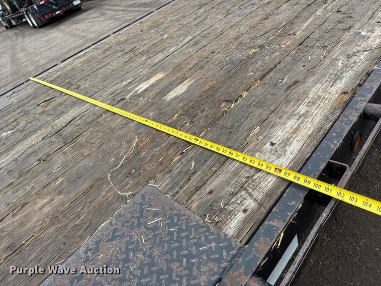 image for item NA9959 2016 Lamar equipment trailer