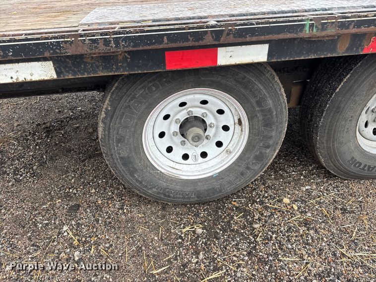 image for item NA9959 2016 Lamar equipment trailer