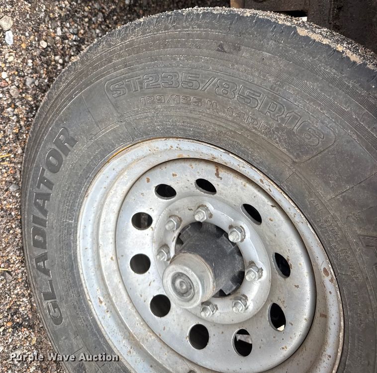 image for item NA9959 2016 Lamar equipment trailer