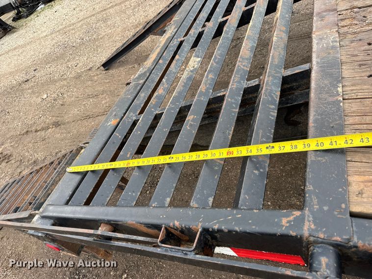 image for item NA9963 2015 PJ equipment trailer