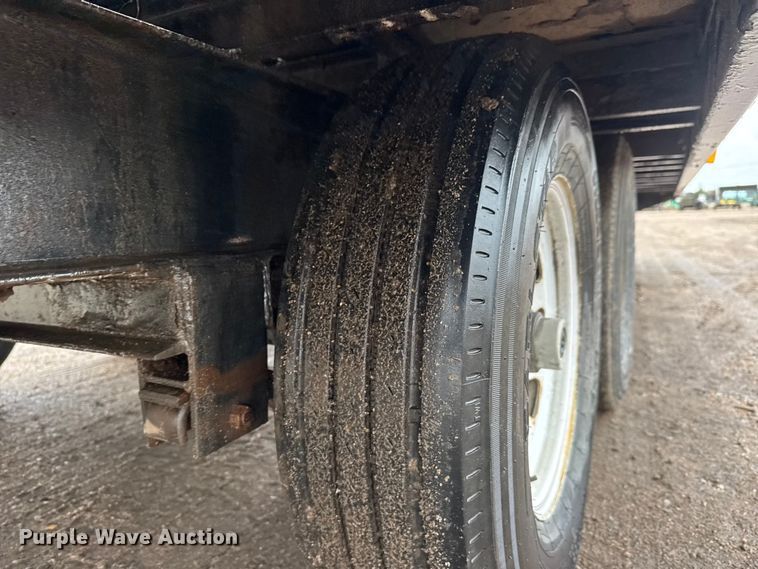 image for item NA9963 2015 PJ equipment trailer