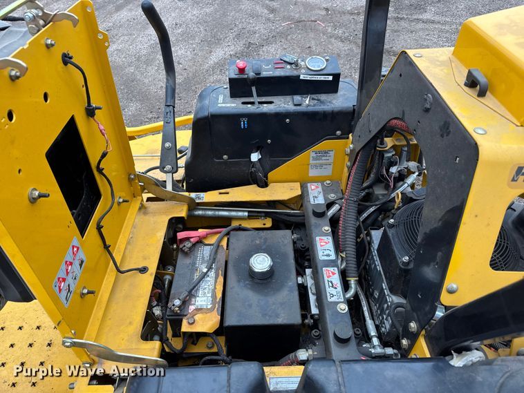 image for item NA9964 Hustler Super 104 ZTR lawn mower