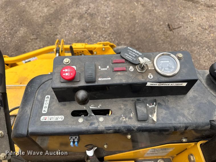 image for item NA9964 Hustler Super 104 ZTR lawn mower