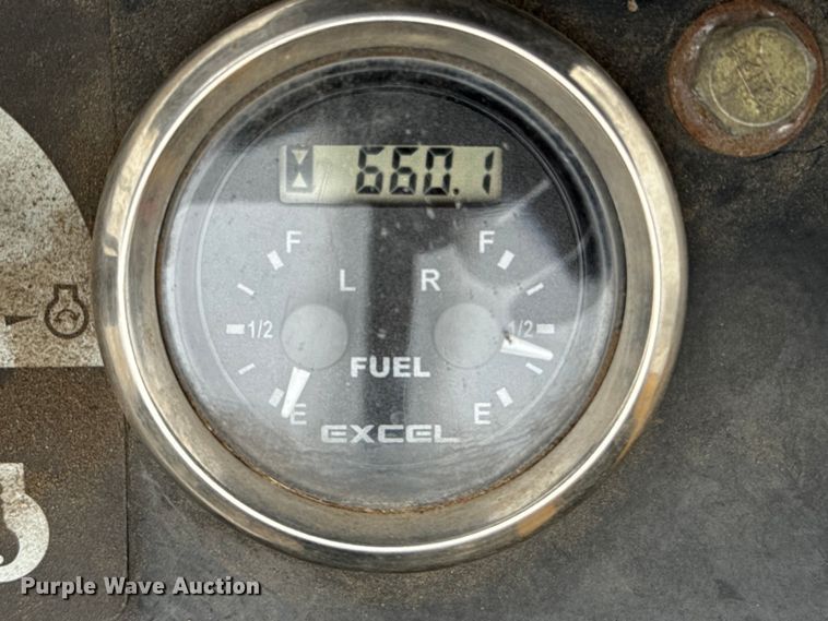 image for item NA9964 Hustler Super 104 ZTR lawn mower