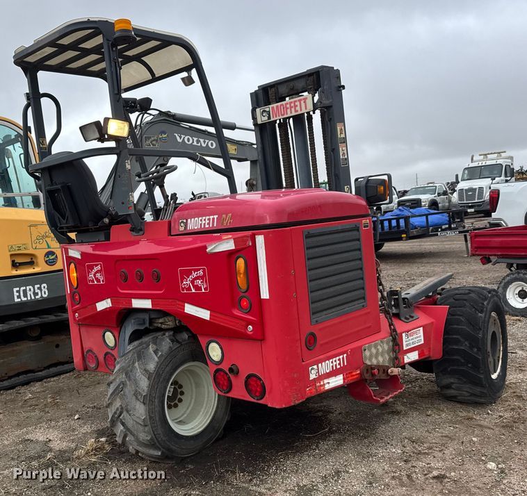 image for item NA9967 2007 Moffett M55.4 forklift