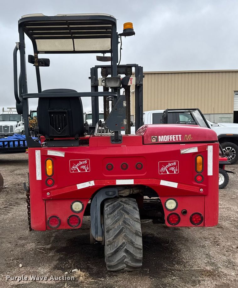 image for item NA9967 2007 Moffett M55.4 forklift