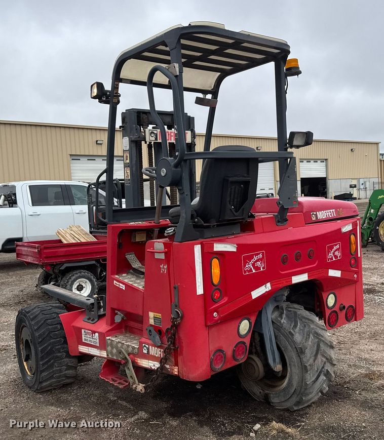 image for item NA9967 2007 Moffett M55.4 forklift