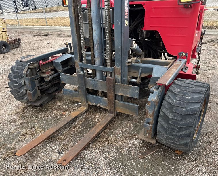 image for item NA9967 2007 Moffett M55.4 forklift