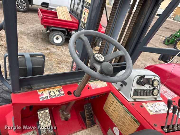 image for item NA9967 2007 Moffett M55.4 forklift