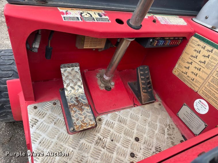 image for item NA9967 2007 Moffett M55.4 forklift