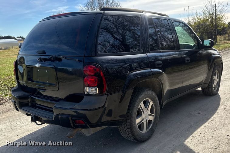 image for item NB9006 2006 Chevrolet Trailblazer SUV