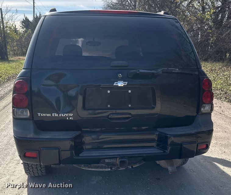 image for item NB9006 2006 Chevrolet Trailblazer SUV