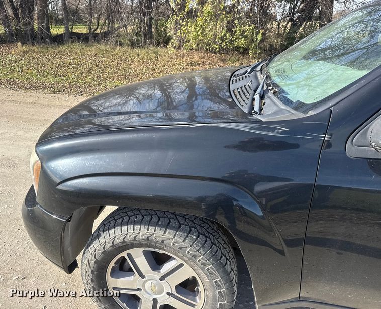 image for item NB9006 2006 Chevrolet Trailblazer SUV