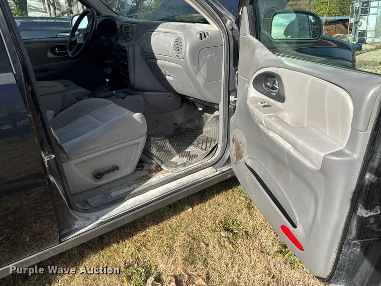 image for item NB9006 2006 Chevrolet Trailblazer SUV