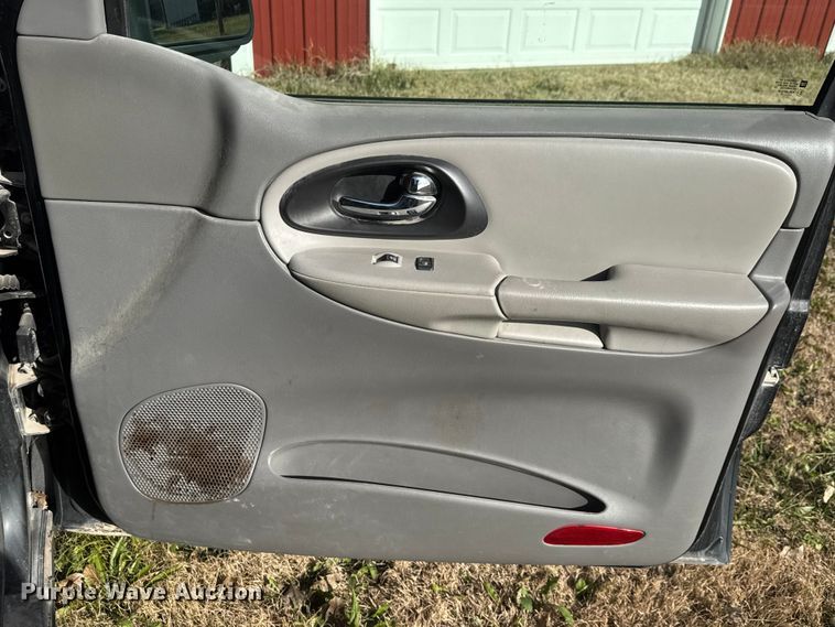 image for item NB9006 2006 Chevrolet Trailblazer SUV