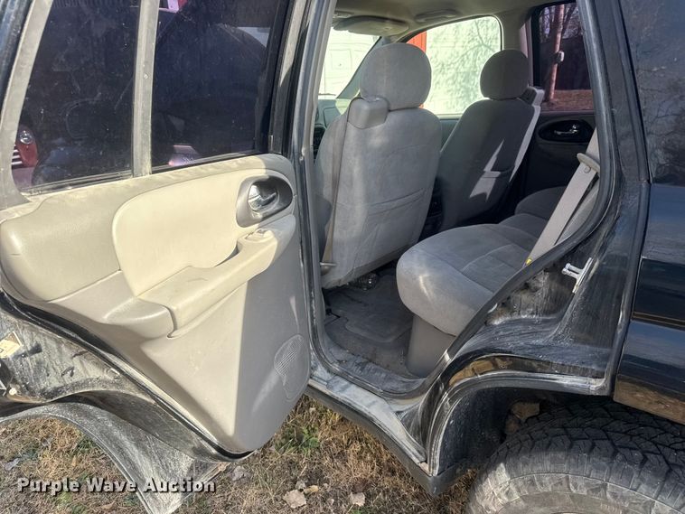 image for item NB9006 2006 Chevrolet Trailblazer SUV