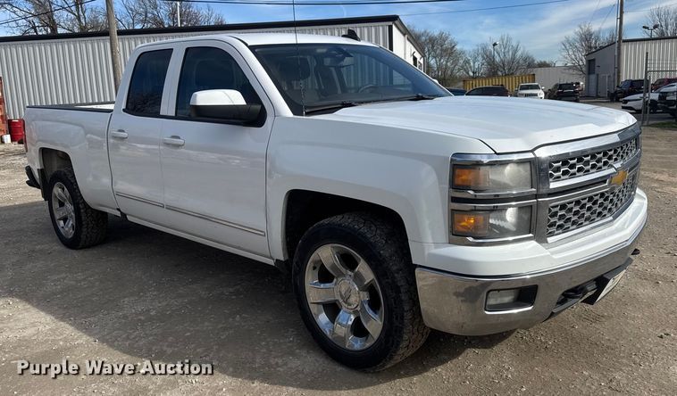 image for item NB9008 2015 Chevrolet Silverado 1500 Double Cab pickup truck
