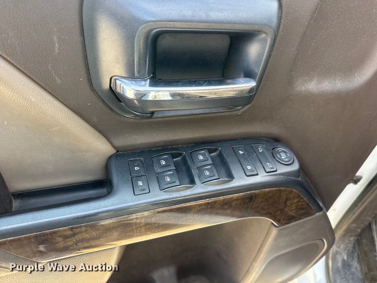 image for item NB9008 2015 Chevrolet Silverado 1500 Double Cab pickup truck