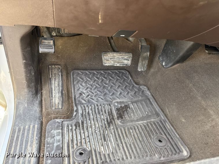 image for item NB9008 2015 Chevrolet Silverado 1500 Double Cab pickup truck