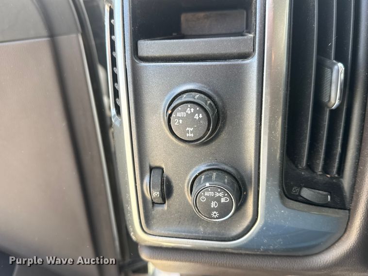 image for item NB9008 2015 Chevrolet Silverado 1500 Double Cab pickup truck