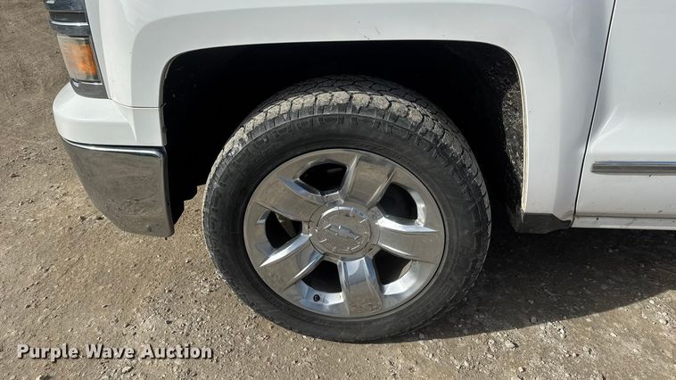 image for item NB9008 2015 Chevrolet Silverado 1500 Double Cab pickup truck