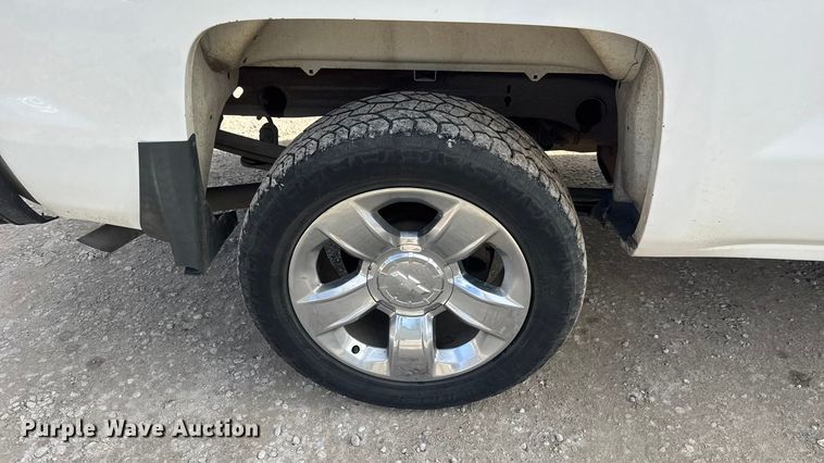 image for item NB9008 2015 Chevrolet Silverado 1500 Double Cab pickup truck