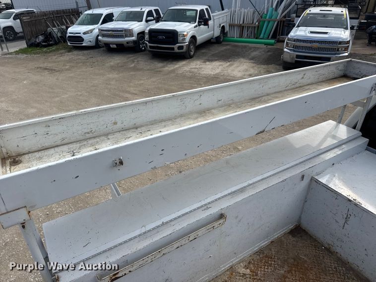 image for item NB9010 2015 Ford F350 Super Duty SuperCab utility bed pickup truck