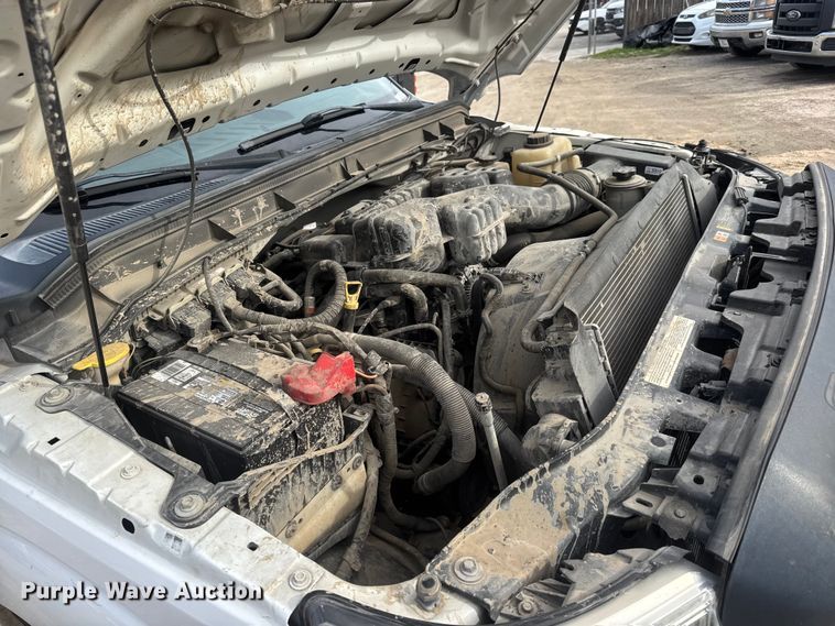 image for item NB9010 2015 Ford F350 Super Duty SuperCab utility bed pickup truck