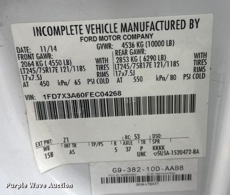 image for item NB9010 2015 Ford F350 Super Duty SuperCab utility bed pickup truck