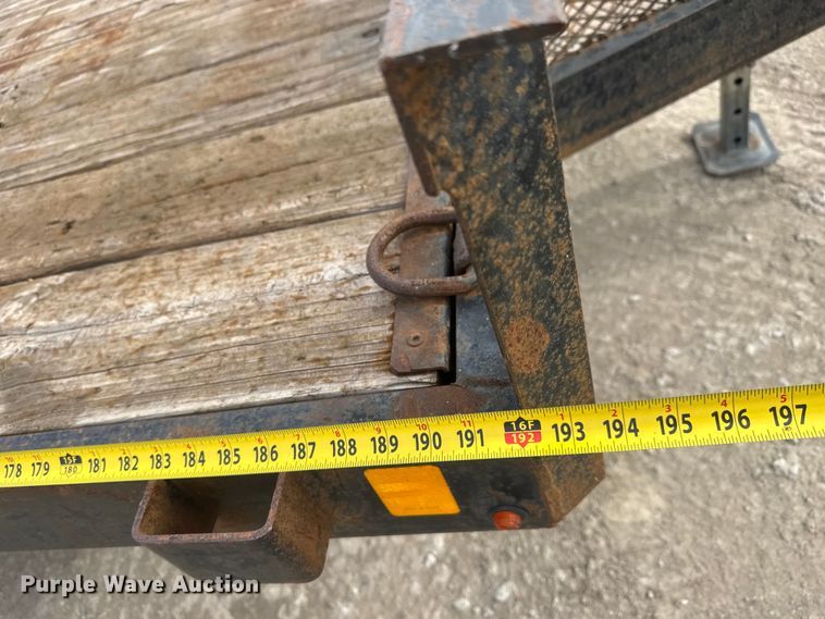 image for item NB9011 2019 Hull TH16 2 equipment trailer