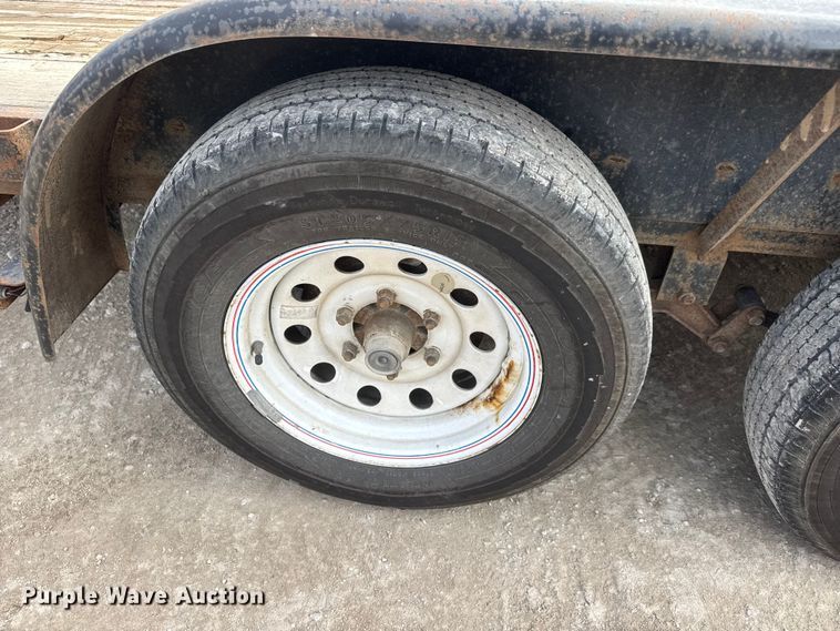 image for item NB9011 2019 Hull TH16 2 equipment trailer