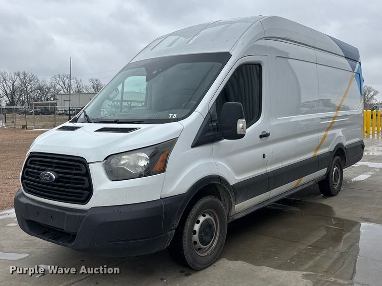 image for item NB9017 2019 Ford Transit 350 van