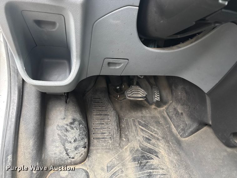 image for item NB9017 2019 Ford Transit 350 van