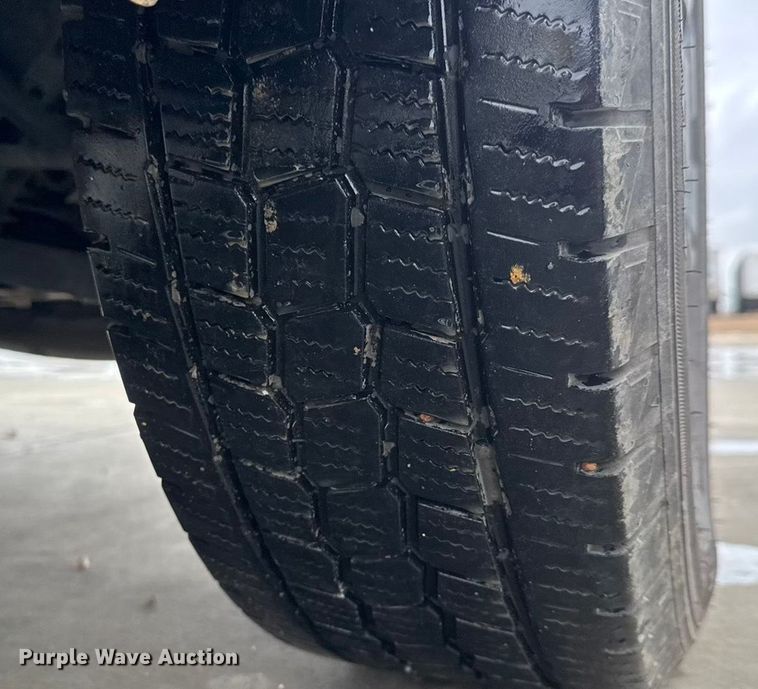 image for item NB9017 2019 Ford Transit 350 van