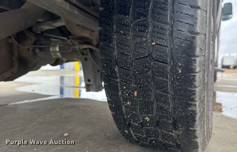 image for item NB9017 2019 Ford Transit 350 van