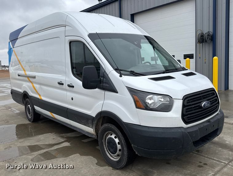 image for item NB9018 2019 Ford Transit 350 van