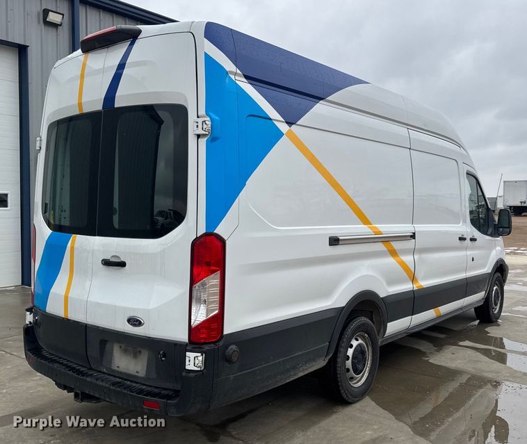image for item NB9018 2019 Ford Transit 350 van