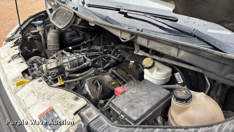 image for item NB9018 2019 Ford Transit 350 van