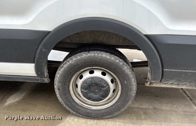 image for item NB9018 2019 Ford Transit 350 van